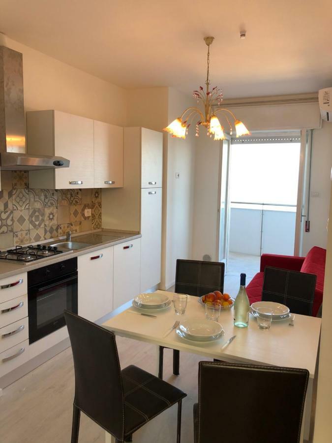 Fronte Mare Panoramico San Benedetto Apartment San Benedetto del Tronto Ngoại thất bức ảnh